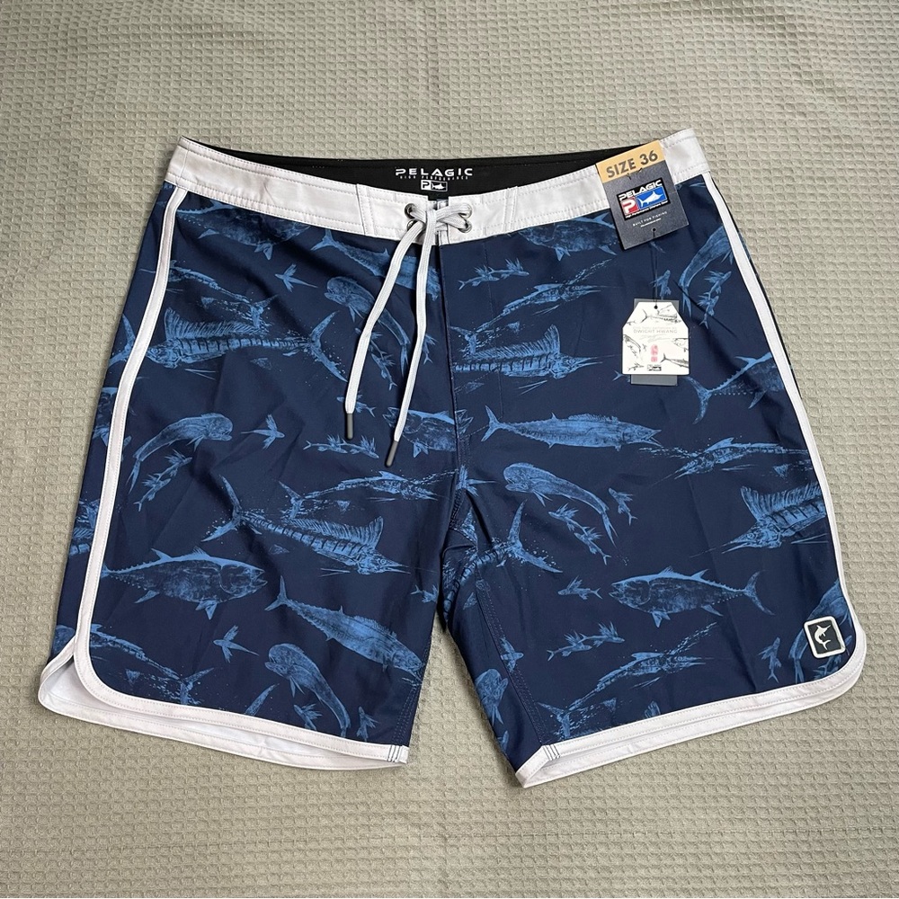 New Pelagic Gyotaku Board Shorts 36 Men’s Swim Surf Dwight Hwang Fish